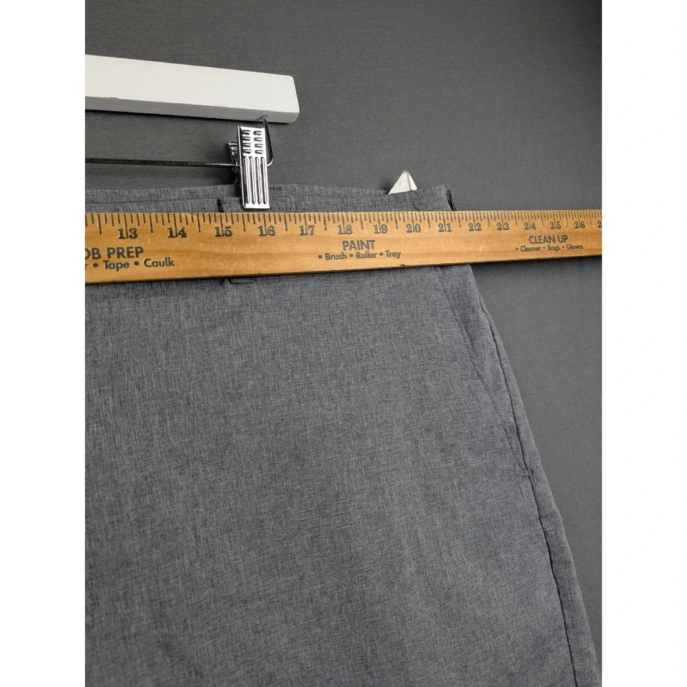 Haggar Mens Cool 18 Pro Performance Shorts Heather Gray Flat Front Golf Size 44